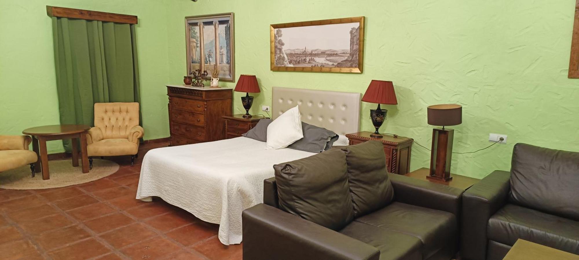 Hotel Restaurante Las Buitreras Эль-Кольменар Экстерьер фото