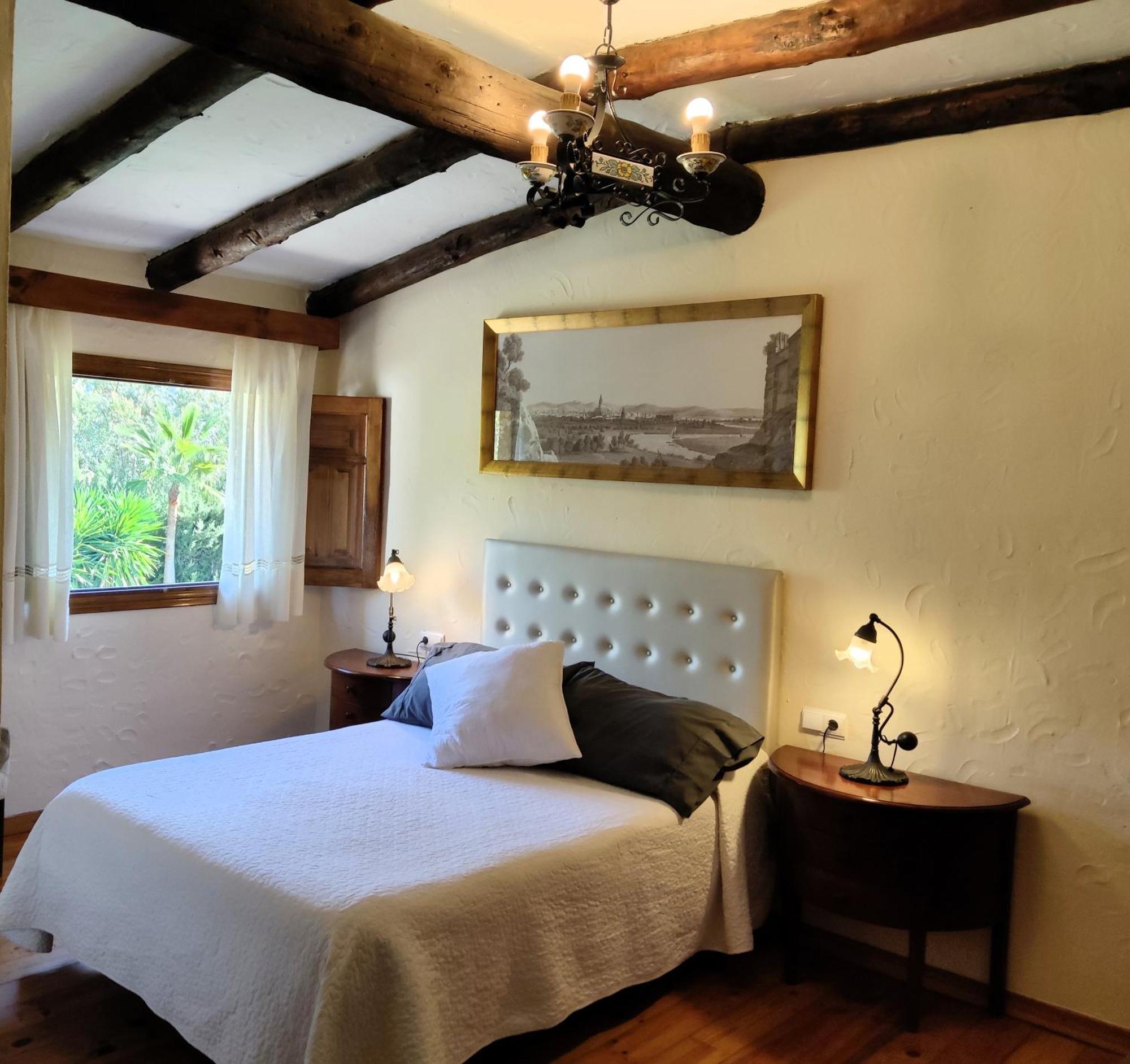 Hotel Restaurante Las Buitreras Эль-Кольменар Экстерьер фото